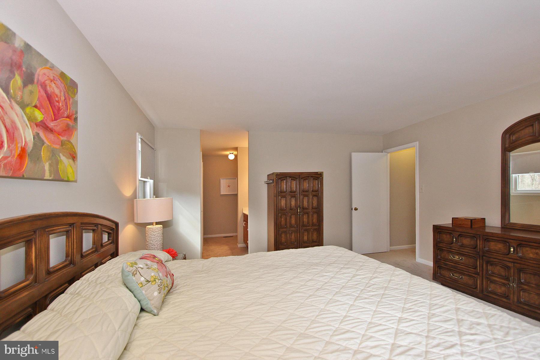 12353 Lima Lane Reston, VA 20191 - Photo 16 of 30 Bedroom (Master)