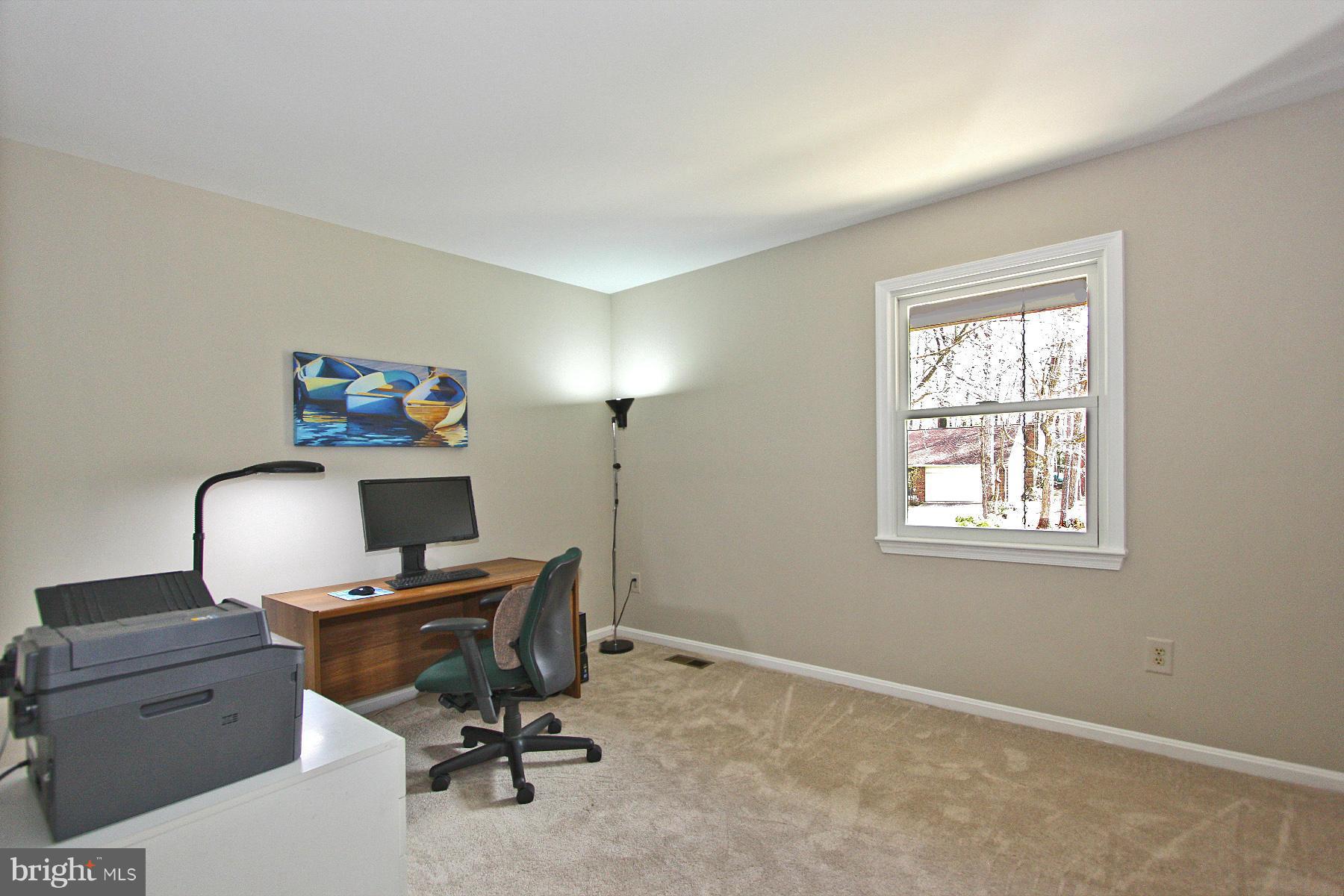 12353 Lima Lane Reston, VA 20191 - Photo 21 of 30 Bedroom