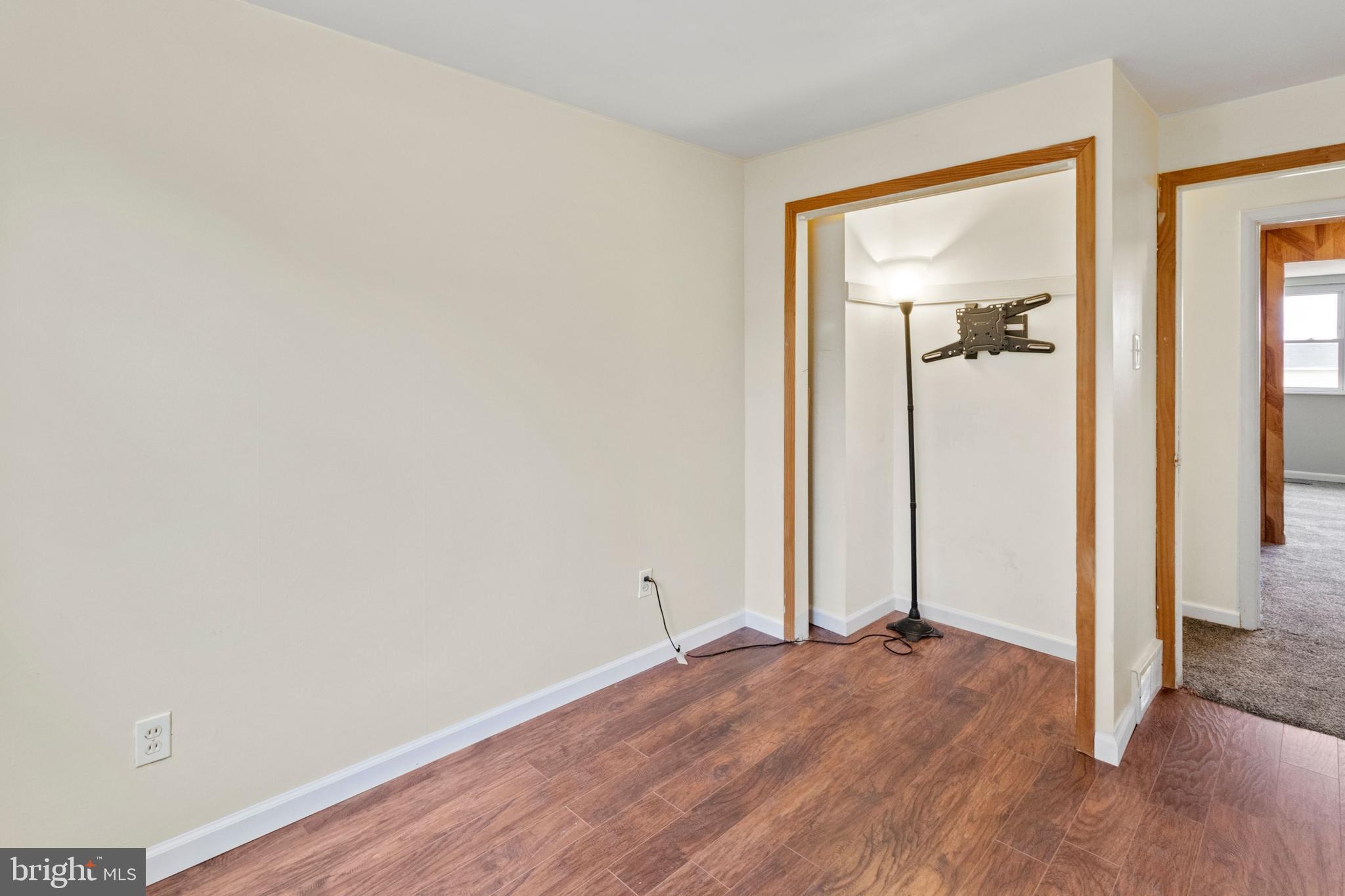 4229 Fairdale Road Philadelphia, PA 19154 - Photo 17 of 28 Gallery Image 17