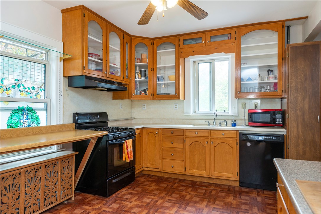 254 Irving Road Warwick, RI 02888 - Photo 9 of 50 Gallery Image 9