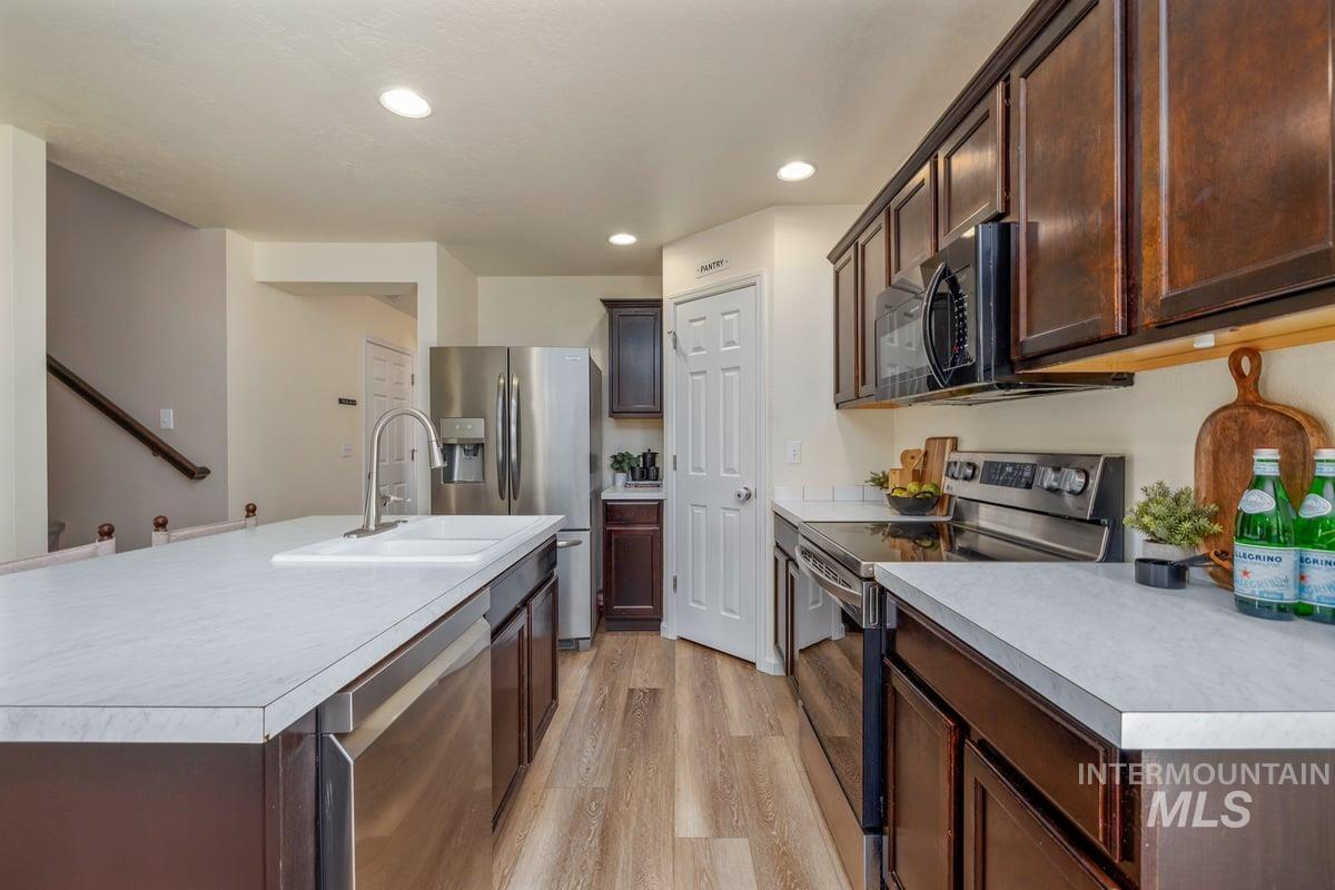 2604 Quaking Court Caldwell, ID 83607 - Photo 11 of 47