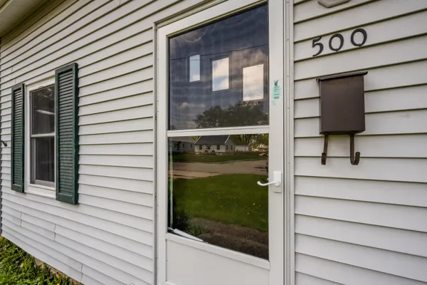 $278,500 | 500 Sherwood Avenue, Three Oaks, MI 49128
