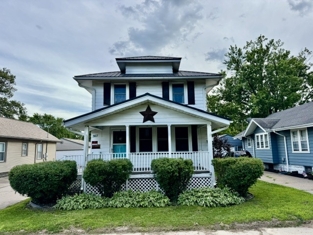 367 19th Place Clinton, IA 52732 - Photo 1 of 30