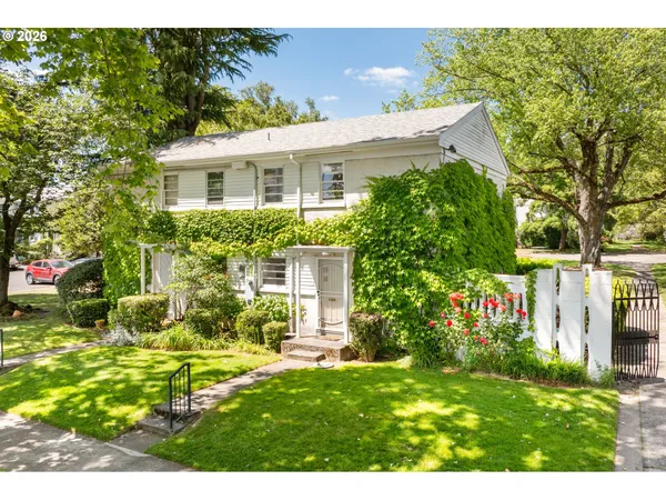 $295,000 | 6811 Northeast Broadway, Portland, OR 97213