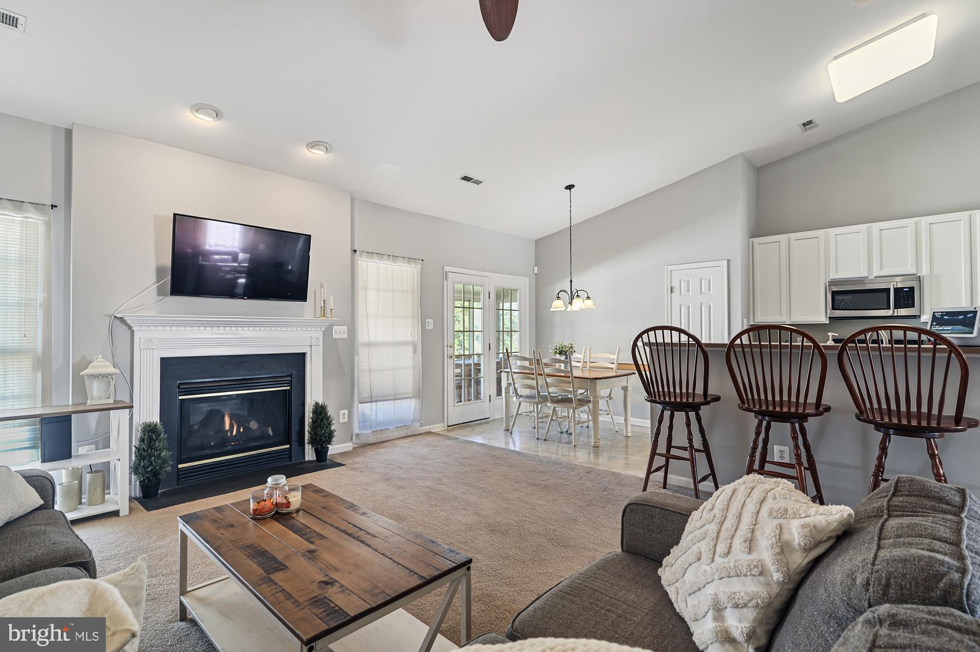 41 Peyton Street Dover, DE 19901 - Photo 3 of 27