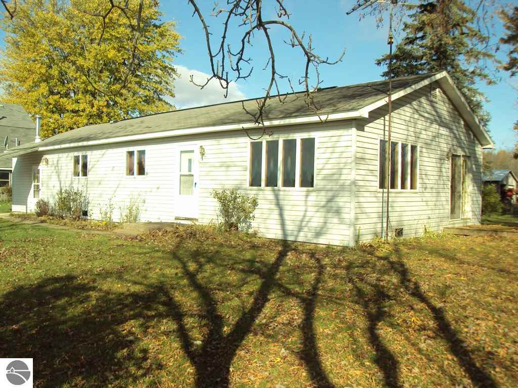 5510 Calhoun Road Gladwin, MI 48624 - Photo 49 of 67 1777699-48.JPG