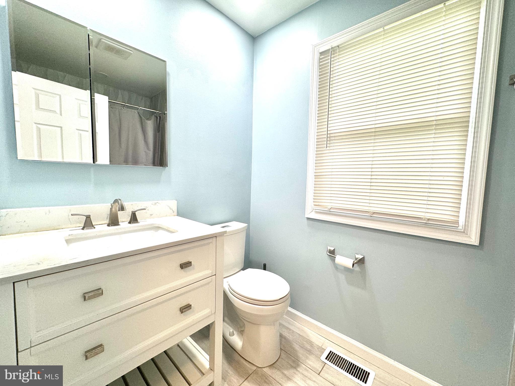 129 A New Albany Road Moorestown, NJ 08057 - Photo 12 of 16 main bath