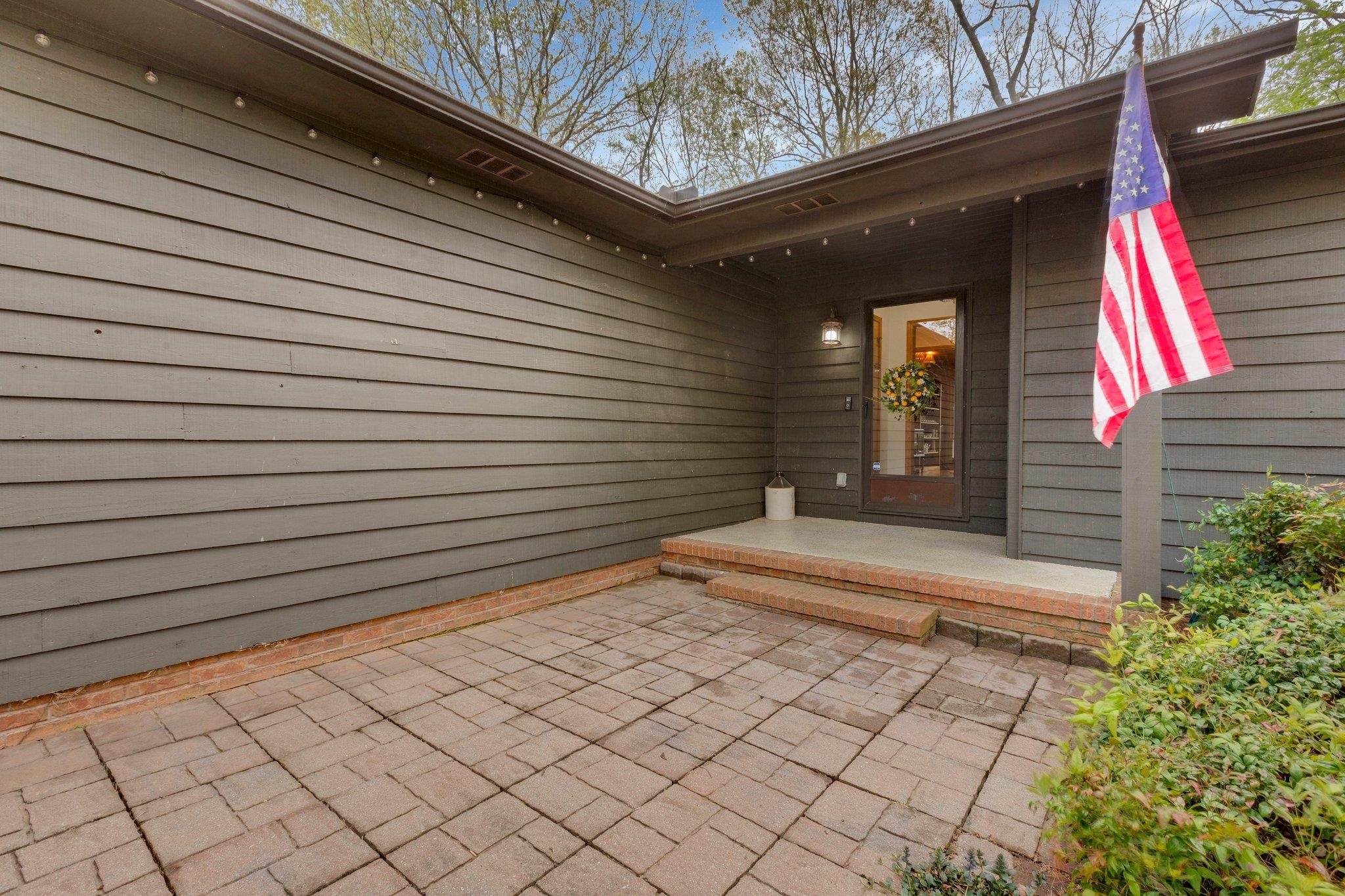 4841 Jordan Road Greer, SC 29651 - Photo 4 of 49