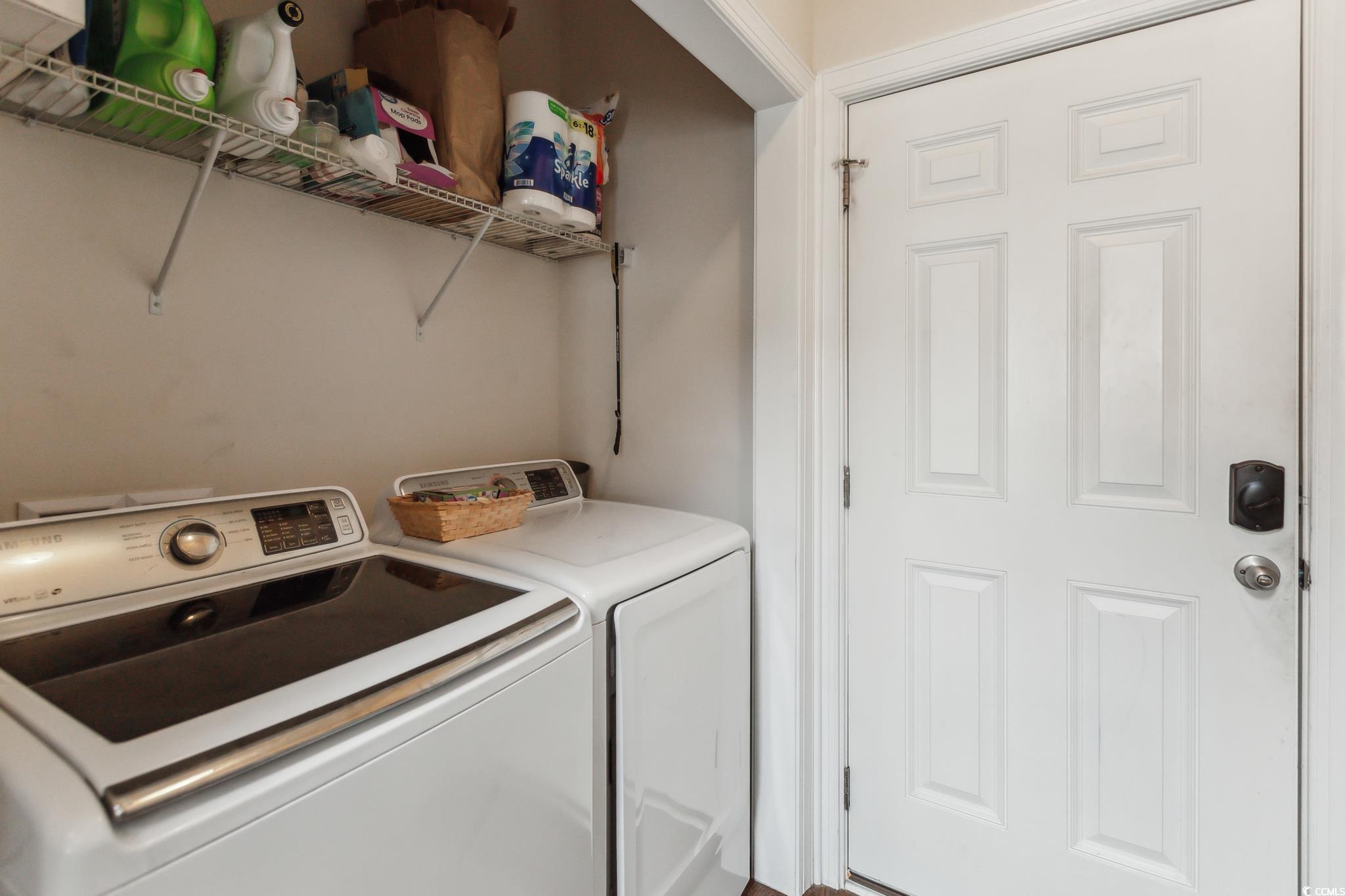607 Garden Avenue Georgetown, SC 29440 - Photo 25 of 35 Laundry area with independent washer and dryer