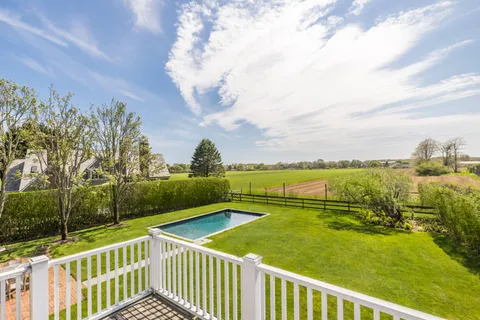 $6,400,000 | 26 Osborn Farm Lane, Wainscott, NY 11975