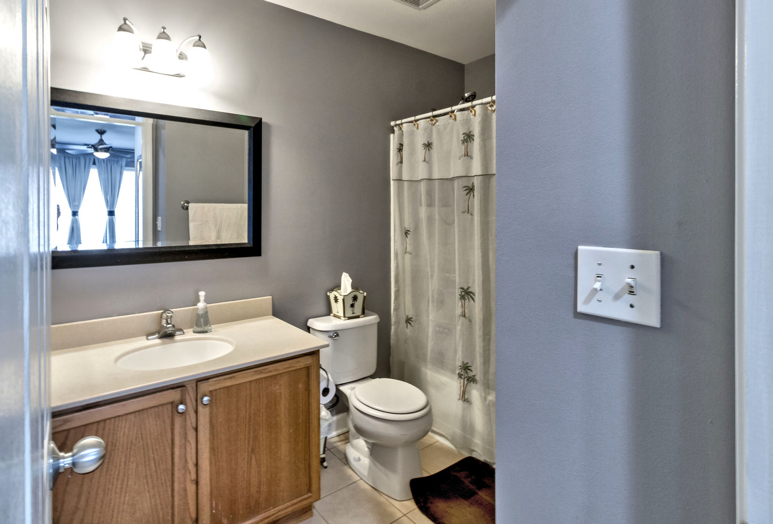 9433 Harrison Street Des Plaines, IL 60016 - Photo 11 of 23