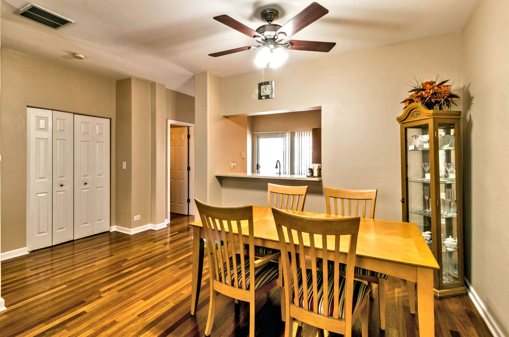 9433 Harrison Street Des Plaines, IL 60016 - Photo 6 of 23