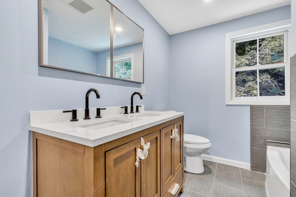 4 Percival Street, Unit 4 Maynard, MA 01754 - Photo 15 of 30 Gallery Image 15