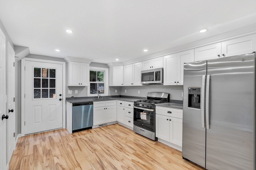 4 Percival Street, Unit 4 Maynard, MA 01754 - Photo 9 of 30 Gallery Image 9