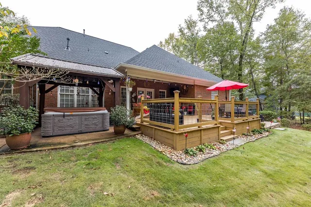a view of a house with swimming pool