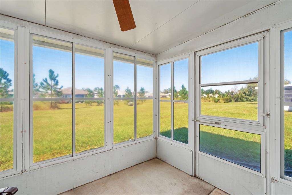 9758 Southwest 99th Avenue Ocala, FL 34481 - Photo 32 of 41