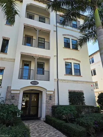 $5,000 | 16370 Viansa Way, Unit 6, Naples, FL 34110