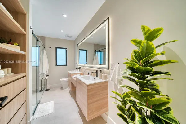 $9,250 | 1940 Southwest 32nd Place, Miami, FL 33145