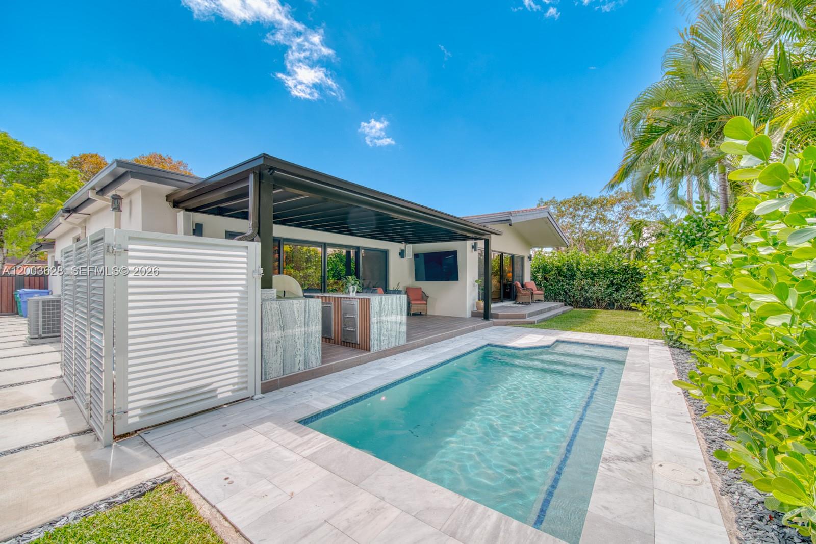 1940 Southwest 32nd Place Miami, FL 33145 - Photo 36 of 42