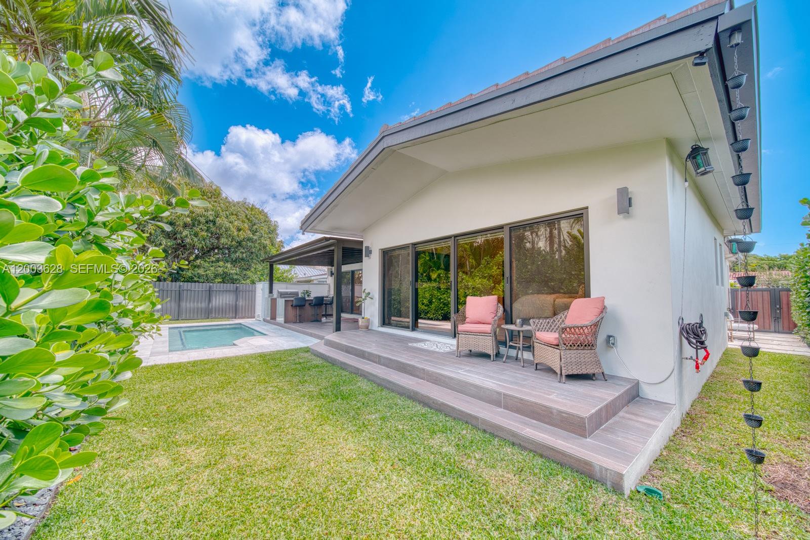 1940 Southwest 32nd Place Miami, FL 33145 - Photo 38 of 42