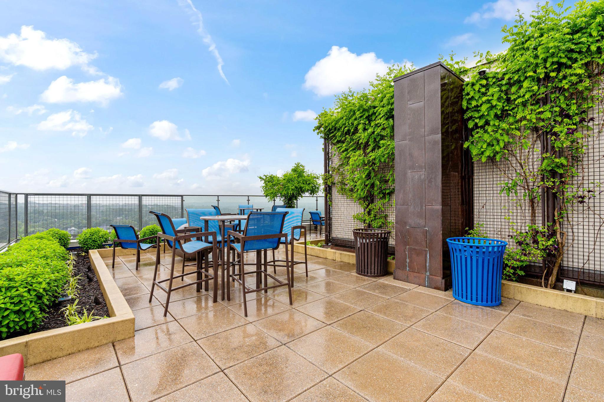 851 North Glebe Road, Unit 1407 Arlington, VA 22203 - Photo 44 of 51 an outdoor space with furniture