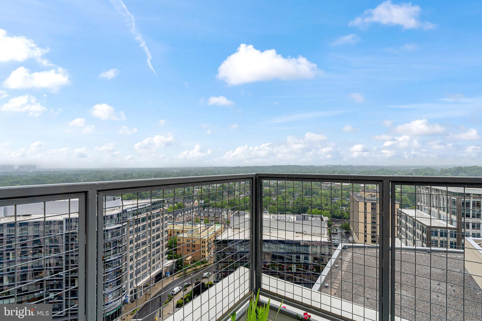 851 North Glebe Road, Unit 1407 Arlington, VA 22203 - Photo 45 of 51 a view of a balcony