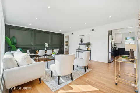 $574,500 | 7101 North Ottawa Avenue, Chicago, IL 60631