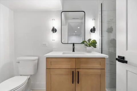 $574,500 | 7101 North Ottawa Avenue, Chicago, IL 60631