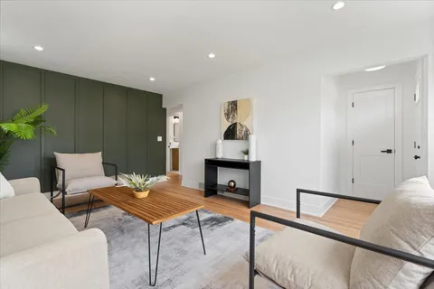 $574,500 | 7101 North Ottawa Avenue, Chicago, IL 60631