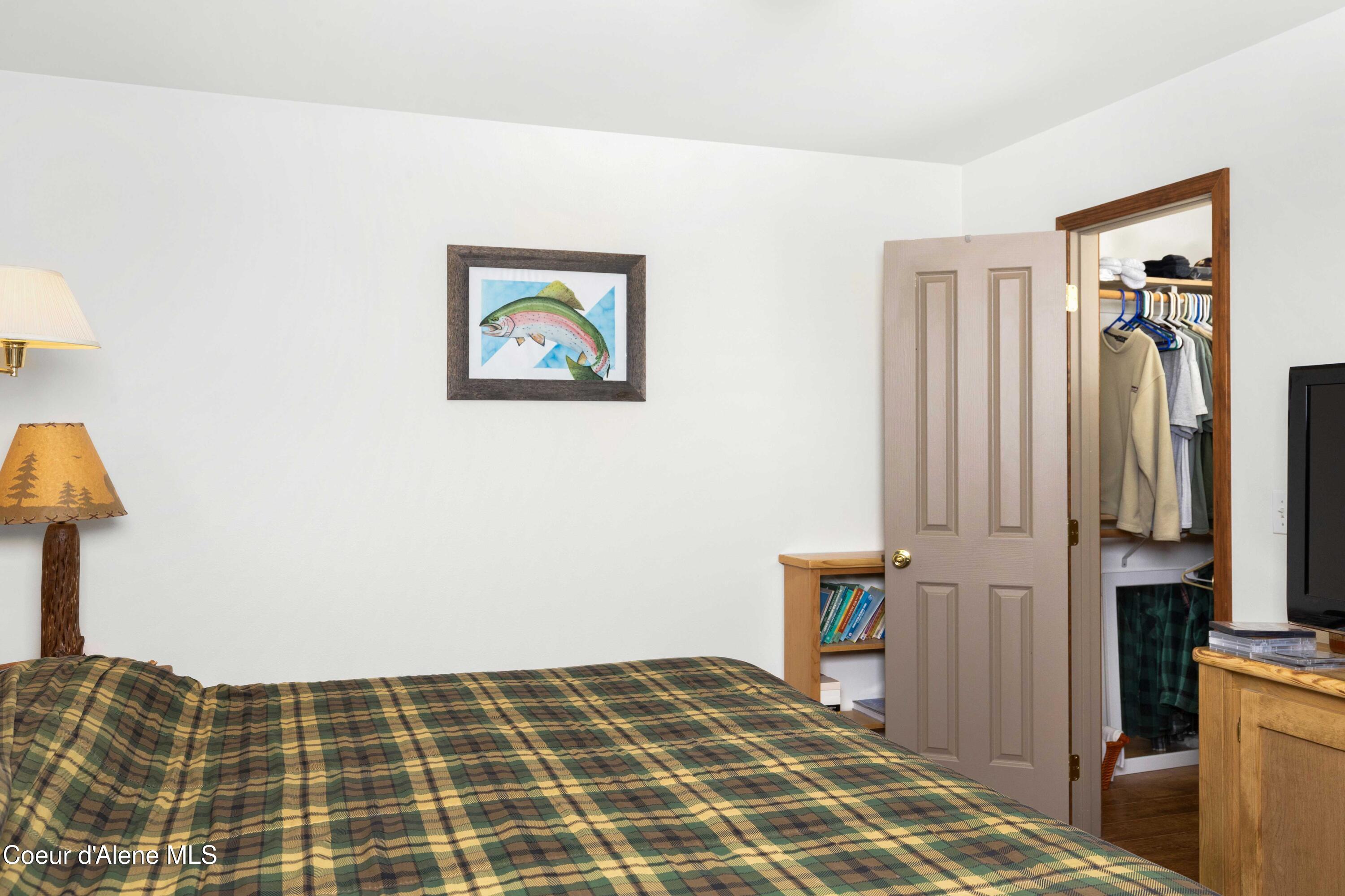 5565 Selle Road Sandpoint, ID 83864 - Photo 10 of 40 16