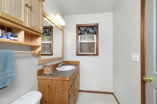 $775,000 | 5565 Selle Road, Sandpoint, ID 83864