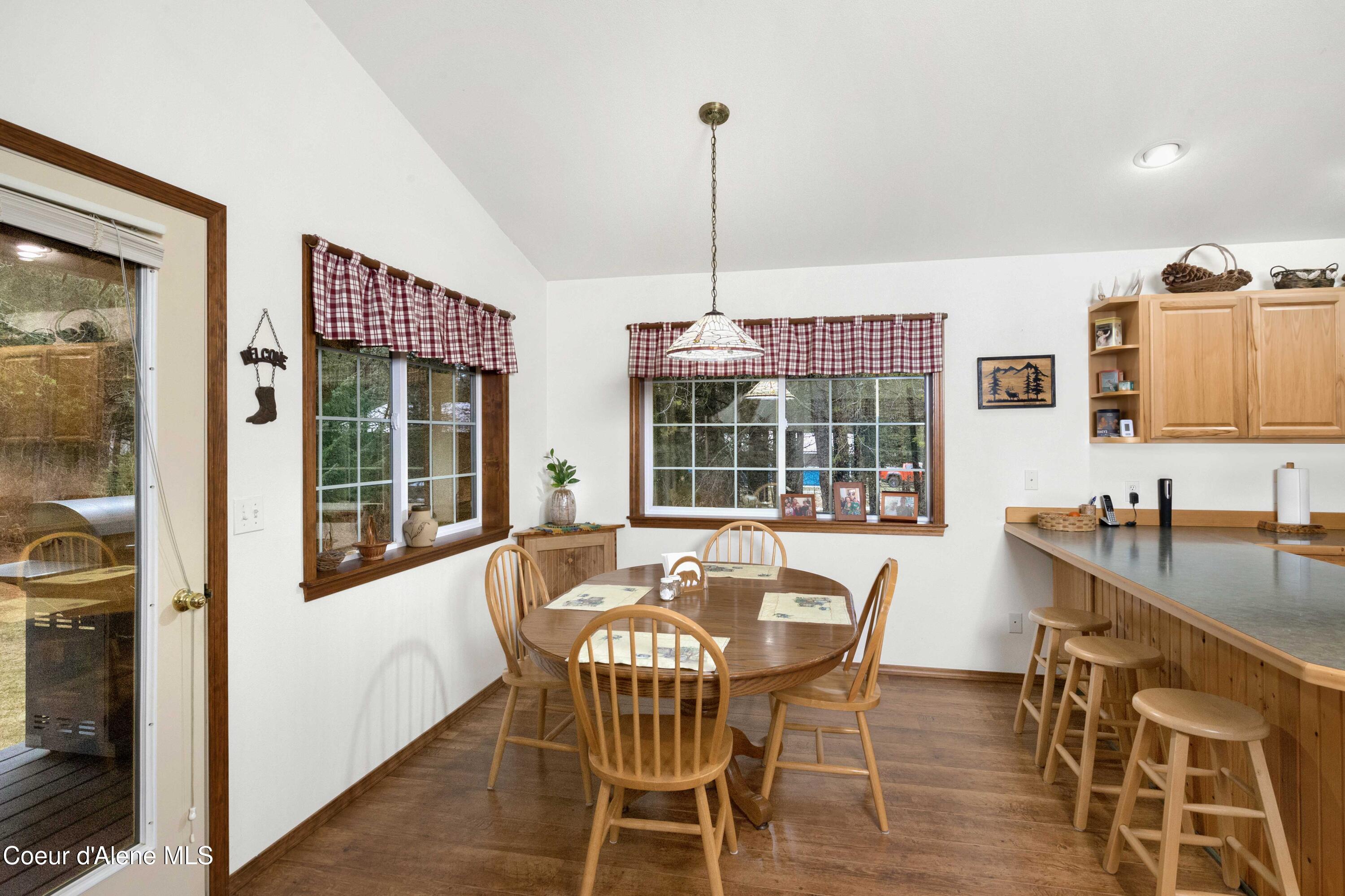 5565 Selle Road Sandpoint, ID 83864 - Photo 6 of 40 05