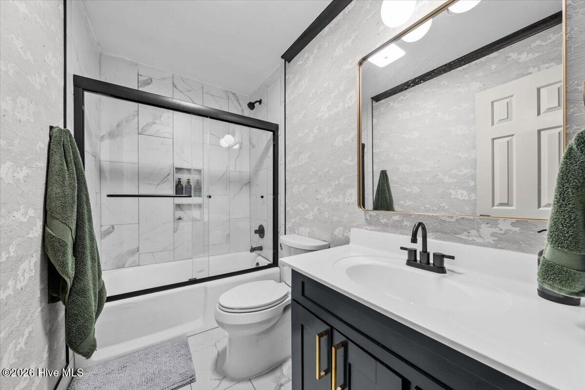 145 Steelman Road Southern Pines, NC 28387 - Photo 43 of 63 Upstairs bathroom