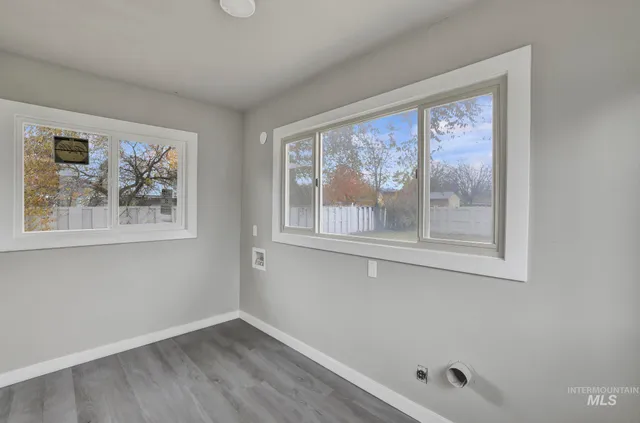 $345,900 | 1942 Burton Avenue, Burley, ID 83318