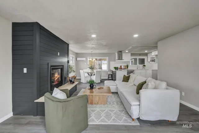 $345,900 | 1942 Burton Avenue, Burley, ID 83318