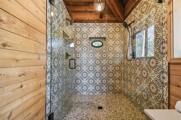 a utility room with sink dryer and washer