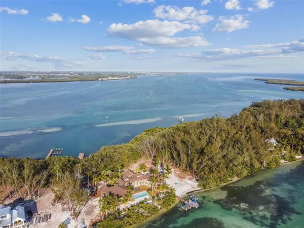 $40,000 | 7147 La Lenaire Drive, Longboat Key, FL 34228