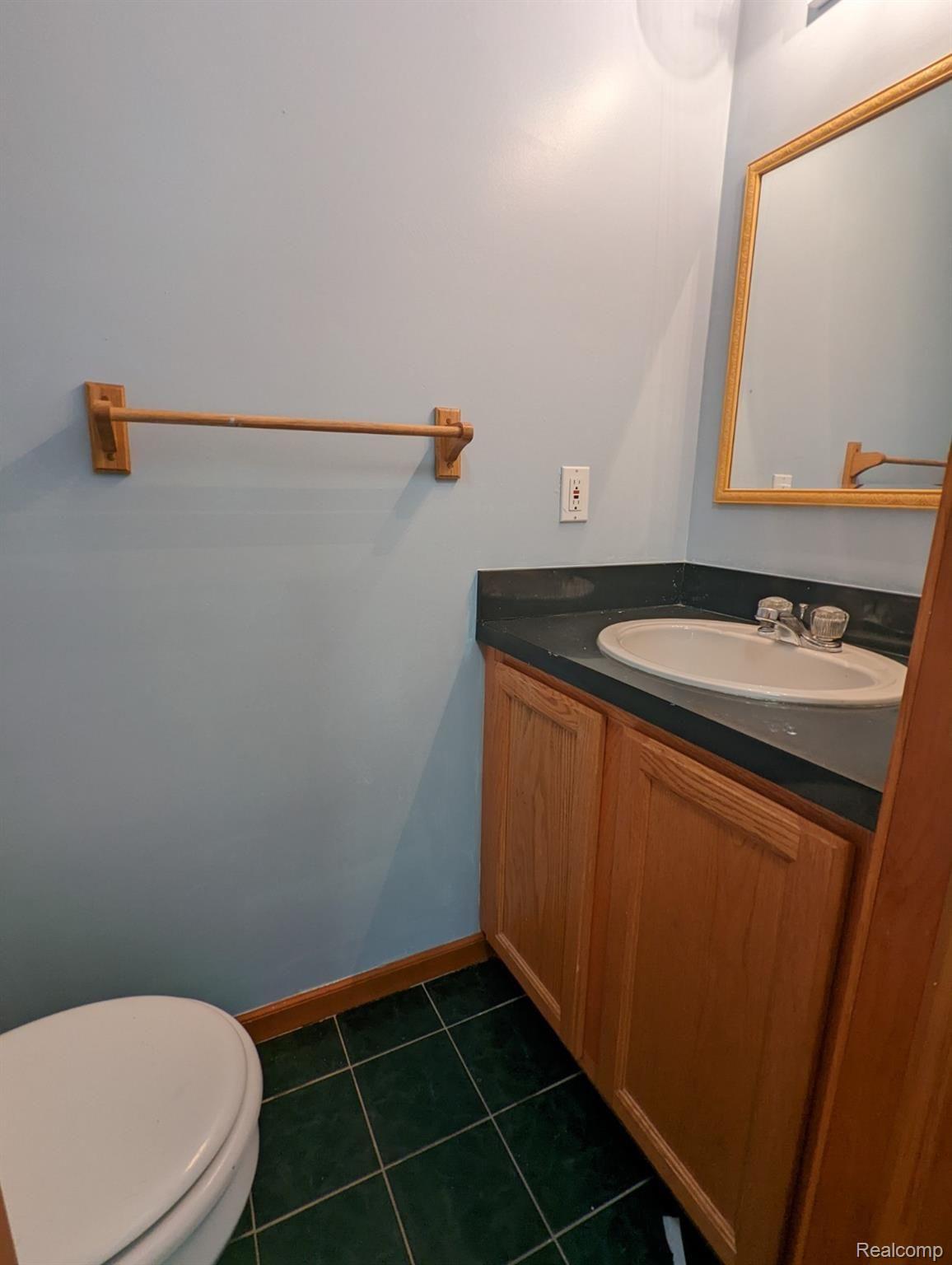 46557 Heydenreich Road Macomb, MI 48044 - Photo 13 of 34 PXL_20220520_155138650.jpg