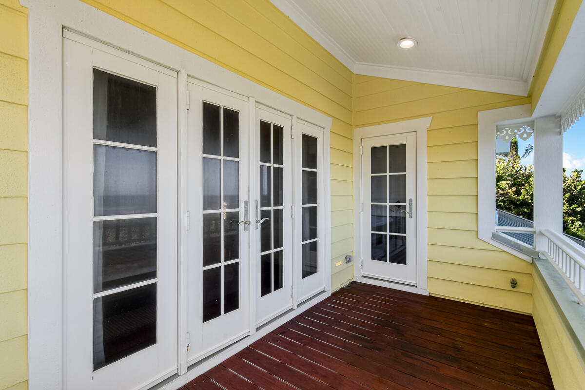 107 North Beach Road Jupiter Island, FL 33455 - Photo 48 of 49 a view of front door deck and house