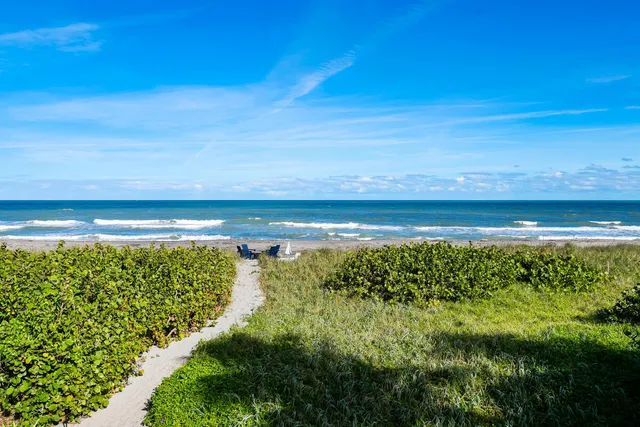 $40,000 | 107 North Beach Road, Jupiter Island, FL 33455