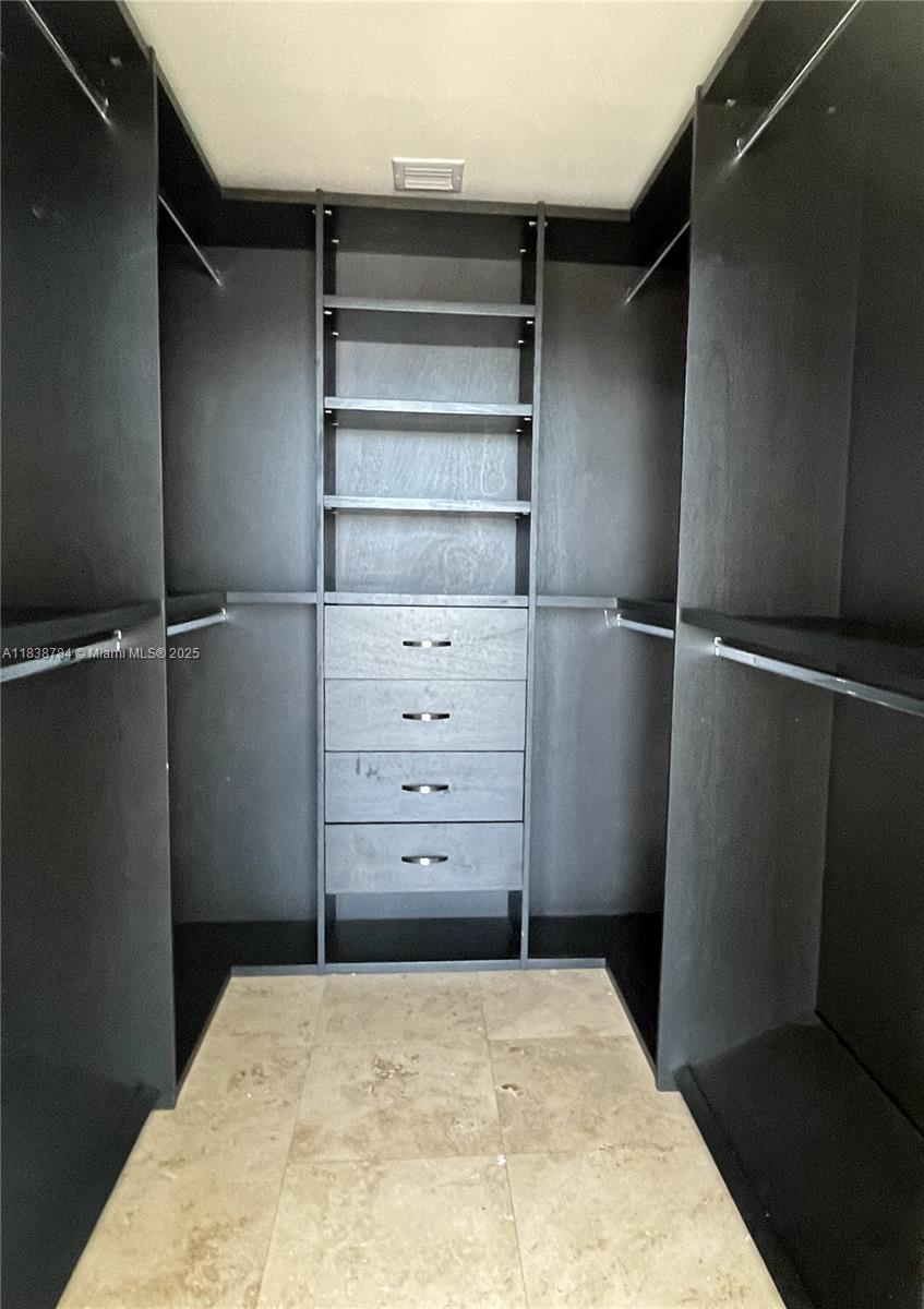 888 Biscayne Boulevard, Unit 1907 Miami, FL 33132 - Photo 8 of 20