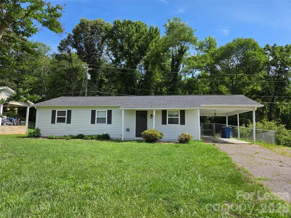 $1,695 | 217 Foxwood Drive, Maiden, NC 28650