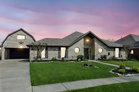 $625,000 | 404 Primrose Lane, League City, TX 77573