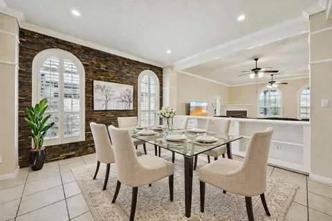 $625,000 | 404 Primrose Lane, League City, TX 77573