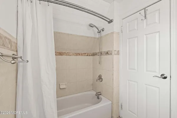 $3,500 | 334 Norgrove Place, Elberon, NJ 07740