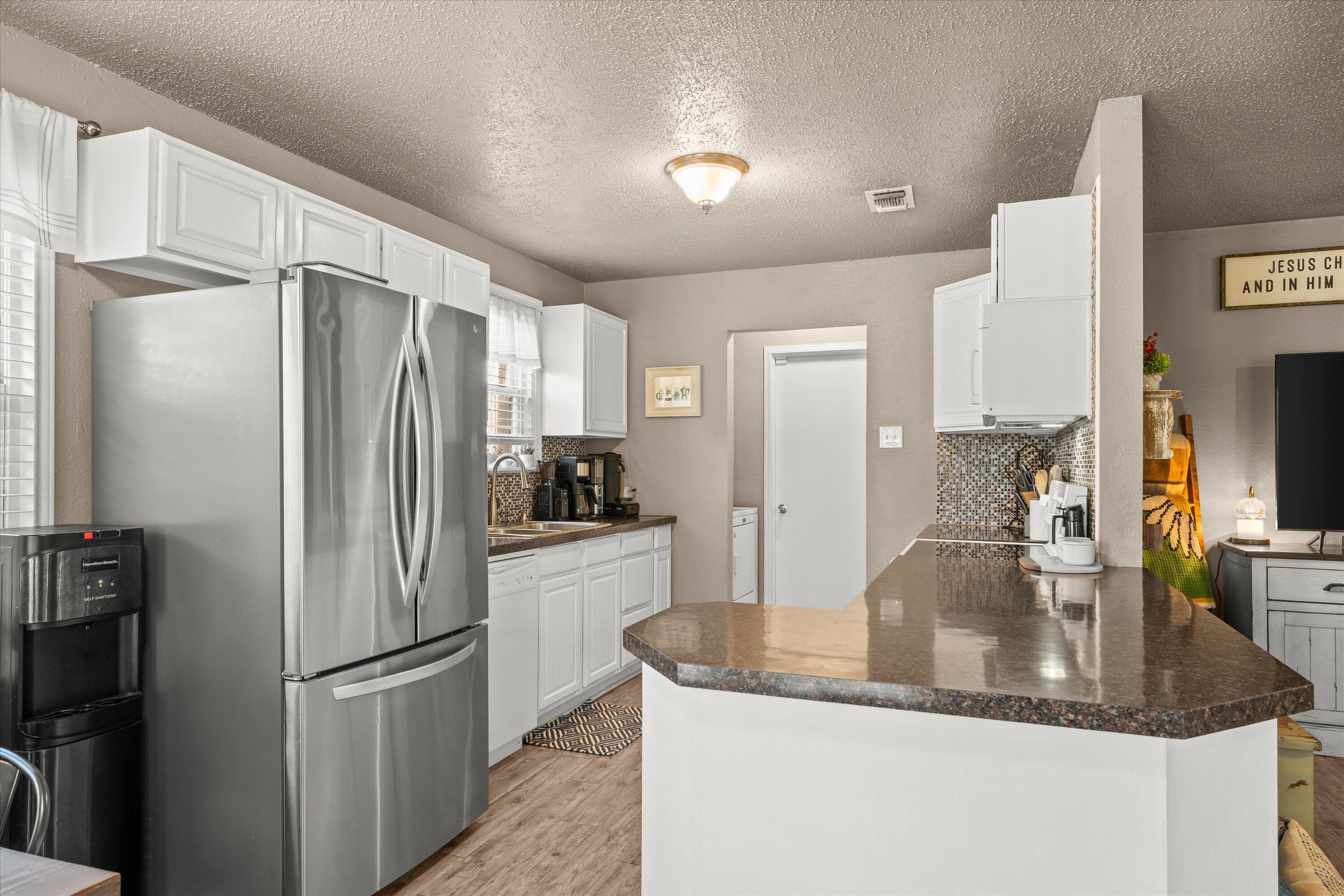 4611 Itasca Street Lubbock, TX 79416 - Photo 9 of 26 09-4611 Itasca St
