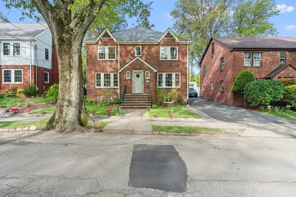 $8,350 | 316 Russett Road, Chestnut Hill, MA 02467