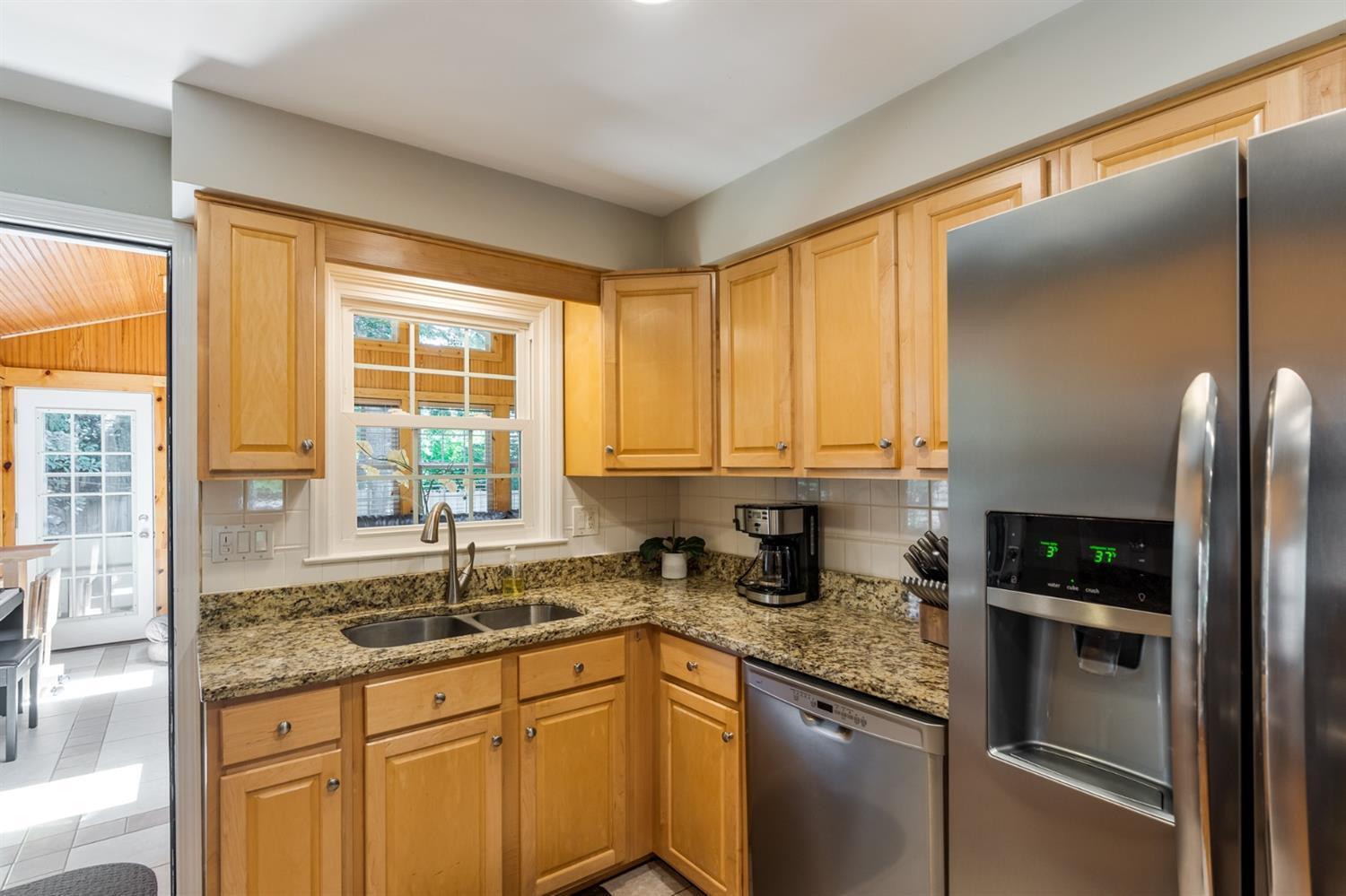 3730 Homewood Road Mariemont, OH 45227 - Photo 13 of 36