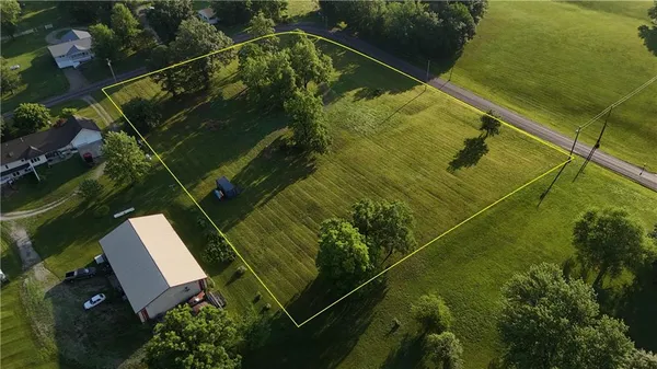$214,000 | 21619 Northeast 150 Street, Kearney, MO 64060