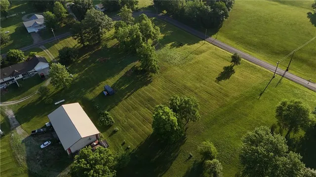 $214,000 | 21619 Northeast 150 Street, Kearney, MO 64060